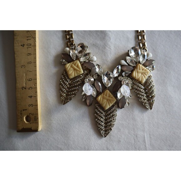 Statement Chunky Lucite Crystal Necklace Art Deco Gold Tone Feather Pinecone 18" - Picture 5 of 12